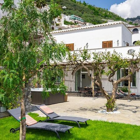Villa Mimina - Exclusive Villa With Garden, Jacuzzi And Sea View برايانو المظهر الخارجي الصورة